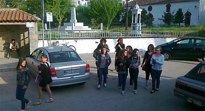 Школьники добрались до школы Школьники добрались до школы