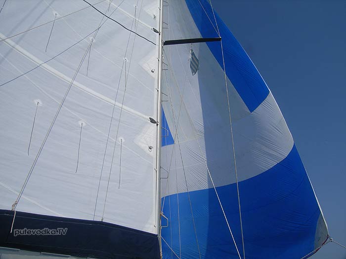 Jeanneau SunFizz 40 ������� (������������� 2013 �). ��� �������.