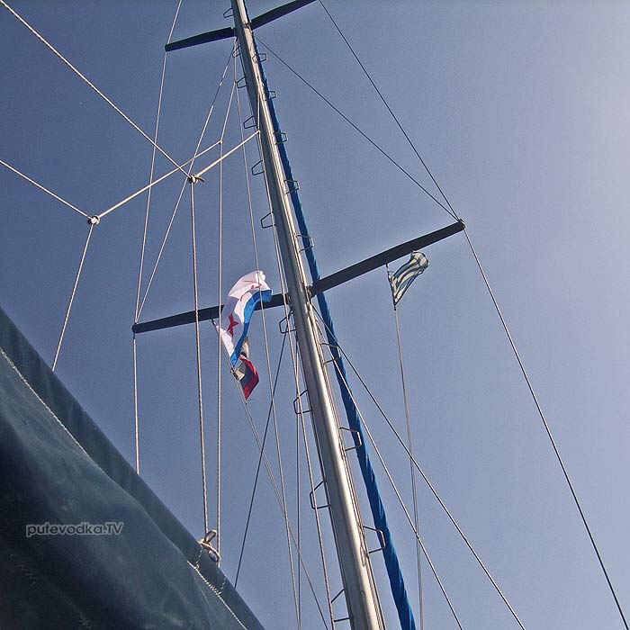 <h2>Jeanneau SunFizz 40 ������� (������������� 2013 �). ����� ���.</h2>