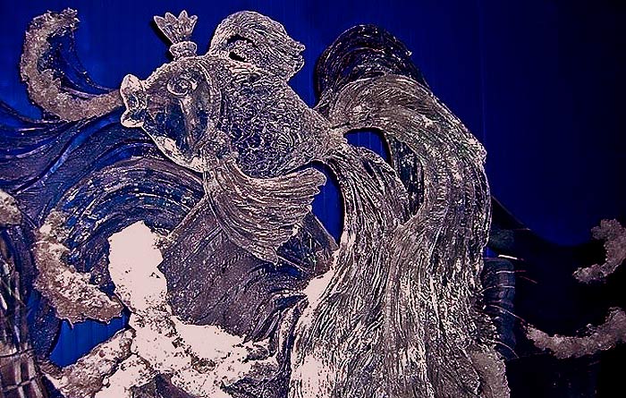 Россия: ледяные скульптуры зимы 2013-2014 гг. Петроград (Санкт-Петербург). Россия: ледяные скульптуры зимы 2013-2014 гг. Петроград (Санкт-Петербург).