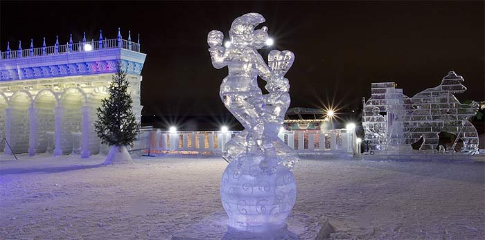 Россия: ледяные скульптуры зимы 2013-2014 гг. Новосибирск. Россия: ледяные скульптуры зимы 2013-2014 гг. Новосибирск.