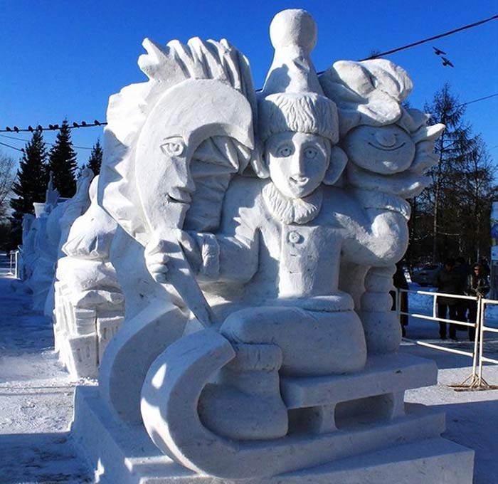Россия: ледяные скульптуры зимы 2013-2014 гг. Новосибирск. Россия: ледяные скульптуры зимы 2013-2014 гг. Новосибирск.