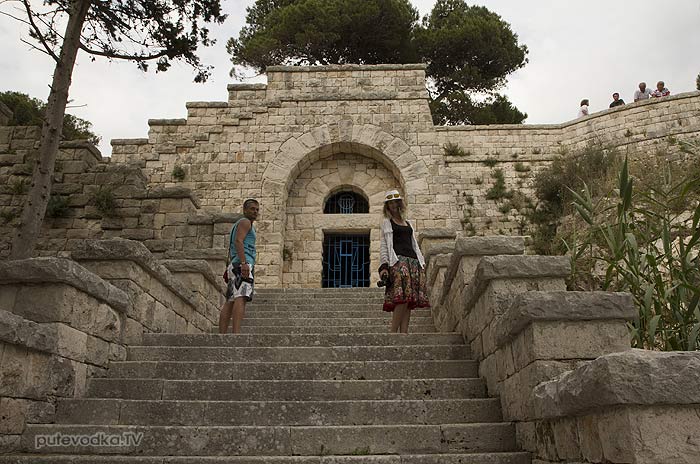  . . - .     (Santa Maria di Leuca). .