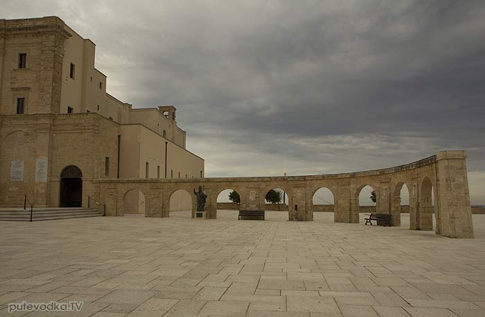  . . - .     (Santa Maria di Leuca).  .