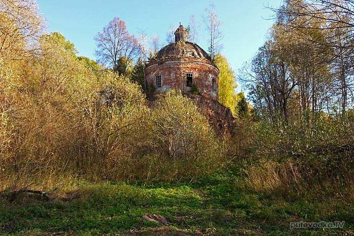 Церковь Архангела (Архистратига) Михаила в Архангельском в Куровичах Церковь Архангела (Архистратига) Михаила в Архангельском в Куровичах