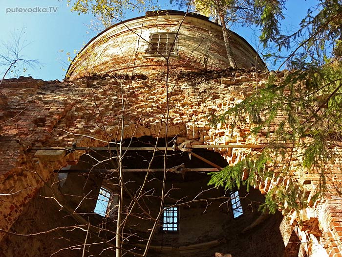 Церковь Архангела (Архистратига) Михаила в Архангельском в Куровичах Церковь Архангела (Архистратига) Михаила в Архангельском в Куровичах